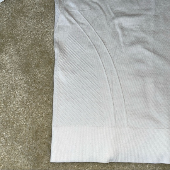 Nine West active top - Picture 7 of 7